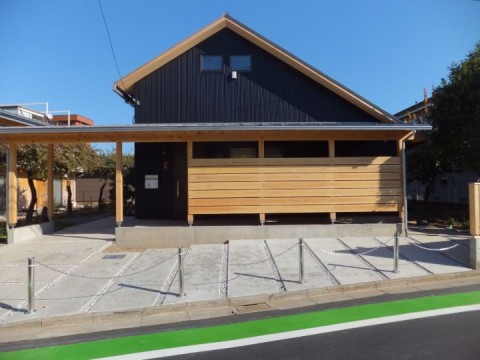大屋根の家 @埼玉県志木市サムネイル