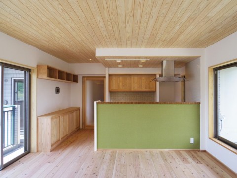 カラークロスと漆喰の家＠神奈川県川崎市サムネイル