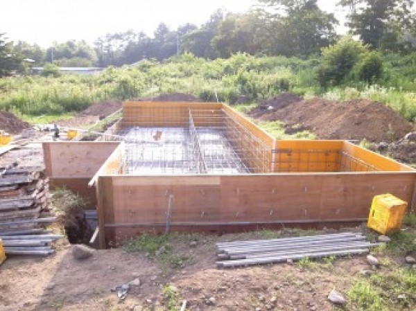 小淵沢の住宅2サムネイル